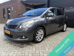 Grijs Gebruikt 2010 Toyota Verso MPV | € 6.949 (Eerlijke prijs)