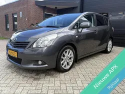 Grijs Gebruikt 2010 Toyota Verso MPV | € 6.949 (Eerlijke prijs)