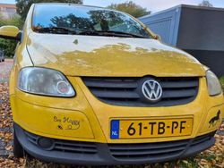 Geel Gebruikt 2006 VW Fox Trendline Hatchback | € 750 (Goede deal)