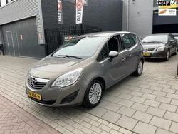 Bruin Gebruikt 2011 Opel Meriva Cosmo MPV | € 2.999 (Goede deal)