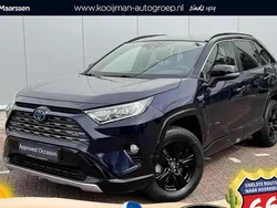 Donker blauw Gebruikt 2019 Toyota RAV4 Hybrid SUV | € 31.900 (Eerlijke prijs)