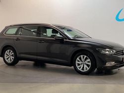 Grijs Gebruikt 2022 VW Passat Business Stationwagen | € 23.750 (Goede deal)