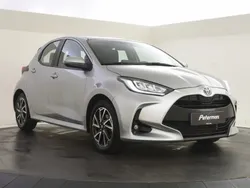 Grijs Gebruikt 2024 Toyota Yaris Edition Hatchback | € 24.400 (Eerlijke prijs)