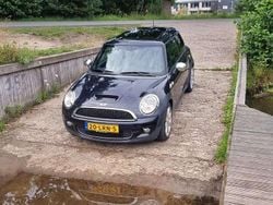 Zwart Gebruikt 2006 Mini Cooper S Hatchback | € 4.250 (Eerlijke prijs)