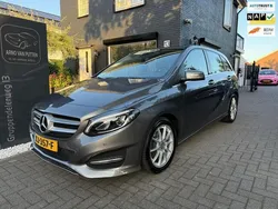 Grijs Gebruikt 2016 Mercedes B180 Prestige MPV | € 15.800 (Iets duurder)