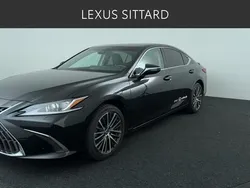 Zwart Gebruikt 2024 Lexus ES300H Business Edition Sedan | € 49.950 (Eerlijke prijs)