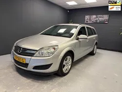 Grijs Gebruikt 2009 Opel Astra Business Stationwagen | € 1.999 (Eerlijke prijs)