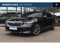 Zwart Gebruikt 2024 BMW 530e M Sport Stationwagen | € 59.950