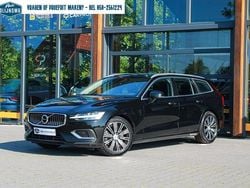 Zwart Gebruikt 2021 Volvo V60 Inscription Stationwagen | € 28.994 (Eerlijke prijs)