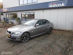 Grijs Gebruikt 2011 BMW 318 Sedan | € 9.450 (Iets duurder)