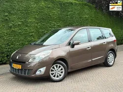 Bruin Gebruikt 2010 Renault Grand Scénic III Privilege MPV | € 7.750 (Eerlijke prijs)