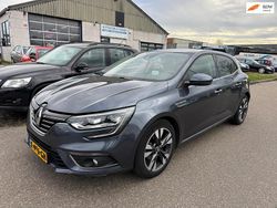 Grijs Gebruikt 2019 Renault Mégane IV LIMITED Hatchback | € 11.950 (Super prijs)