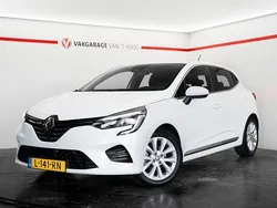Wit Gebruikt 2021 Renault Clio V Intens Hatchback | € 13.944 (Goede deal)