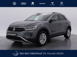 Grijs Gebruikt 2022 VW T-Roc Life SUV | € 26.990 (Iets duurder)