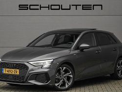 Grijs Gebruikt 2023 Audi A3 Sportback Comfort Hatchback | € 30.900 (Iets duurder)