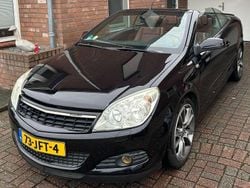 Zwart Gebruikt 2009 Opel Astra Cabriolet Cabriolet | € 5.500 (Eerlijke prijs)