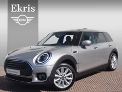 Grijs, metallic lak Gebruikt 2023 Mini Cooper Clubman Business Stationwagen | € 38.950 (Duur)