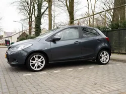 Grijs Gebruikt 2007 Mazda 2 Hatchback | € 3.250 (Goede deal)
