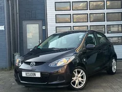 Paars Gebruikt 2009 Mazda 2 Hatchback | € 7.995