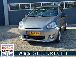 Grijs Gebruikt 2016 Mitsubishi Space Star Hatchback | € 5.450 (Iets duurder)