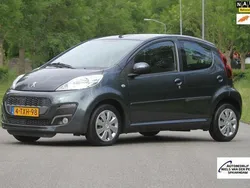 Grijs Gebruikt 2014 Peugeot 107 Active Hatchback | € 6.450 (Eerlijke prijs)