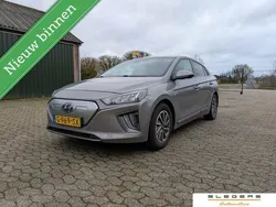 Grijs Gebruikt 2019 Hyundai Ioniq Premium Sedan | € 15.950 (Eerlijke prijs)