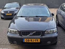Zwart Gebruikt 2005 Volvo S60 Sedan | € 3.500 (Goede deal)