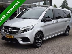 Grijs Gebruikt 2021 Mercedes V300 MPV | € 62.950 (Eerlijke prijs)