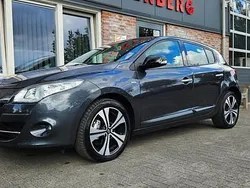 Grijs Gebruikt 2011 Renault Mégane III Bose Edition Hatchback | € 5.950 (Goede deal)