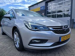 Grijs Gebruikt 2017 Opel Astra Innovation Stationwagen | € 10.895 (Eerlijke prijs)