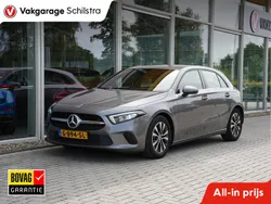 Grijs Gebruikt 2019 Mercedes A180 Business Hatchback | € 23.250 (Goede deal)