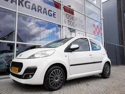 Wit Gebruikt 2012 Peugeot 107 Active Hatchback | € 5.950 (Iets duurder)