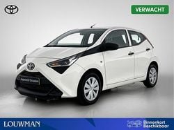 Wit Gebruikt 2021 Toyota Aygo Hatchback | € 11.950 (Eerlijke prijs)