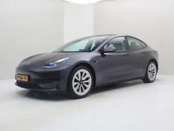 Grijs Gebruikt 2022 Tesla Model 3 Standard Range Sedan | € 27.400 (Goede deal)