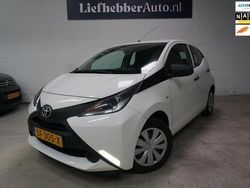 Wit Gebruikt 2018 Toyota Aygo Hatchback | € 8.750 (Eerlijke prijs)