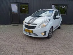 Wit, andere lak Gebruikt 2011 Chevrolet Spark Hatchback | € 2.650 (Eerlijke prijs)