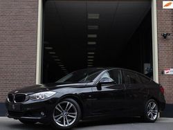 Zwart Gebruikt 2014 BMW 320 Sport Line MPV | € 12.990 (Eerlijke prijs)