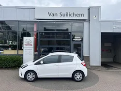 Wit Gebruikt 2020 Toyota Yaris Hybrid Active Hatchback | € 14.500 (Eerlijke prijs)