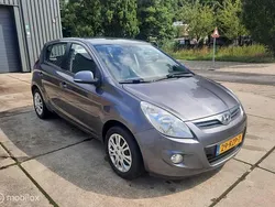 Grijs Gebruikt 2011 Hyundai i20 Hatchback | € 4.149 (Eerlijke prijs)