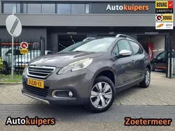 Grijs, metallic lak Gebruikt 2015 Peugeot 2008 Style SUV | € 8.450 (Eerlijke prijs)