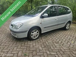 Grijs Gebruikt 2002 Renault Scénic MPV | € 999 (Goede deal)