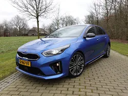 Blauw Gebruikt 2019 Kia Ceed Hatchback | € 19.250 (Eerlijke prijs)