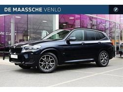 Zwart Gebruikt 2023 BMW X3 Executive SUV | € 45.950 (Eerlijke prijs)