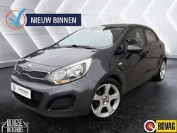 Grijs Gebruikt 2013 Kia Rio Hatchback | € 6.490 (Eerlijke prijs)
