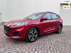 Rood Gebruikt 2020 Ford Kuga ST-Line X SUV | € 23.950 (Eerlijke prijs)