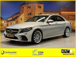 Grijs Gebruikt 2019 Mercedes C200 Premium Sedan | € 27.950 (Goede deal)