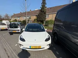 Wit Gebruikt 2020 Tesla Model 3 Sedan | € 21.995 (Goede deal)