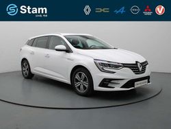 Wit Gebruikt 2022 Renault Megane E-Tech Intens Stationwagen | € 20.490 (Eerlijke prijs)