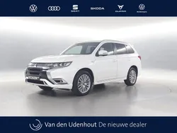 Wit Gebruikt 2019 Mitsubishi Outlander P-HEV Instyle SUV | € 22.750 (Eerlijke prijs)