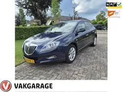 Blauw Gebruikt 2009 Lancia Delta Hatchback | € 4.950 (Eerlijke prijs)